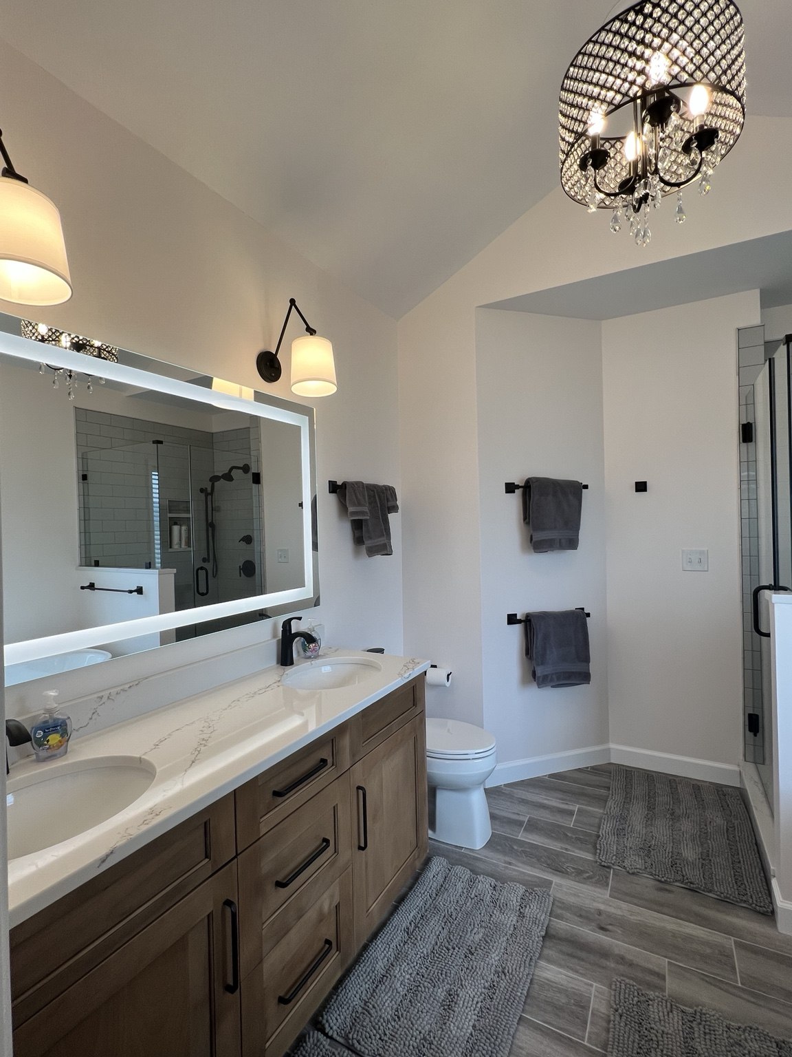 Upstairs primary en-suite bathroom with double vanity